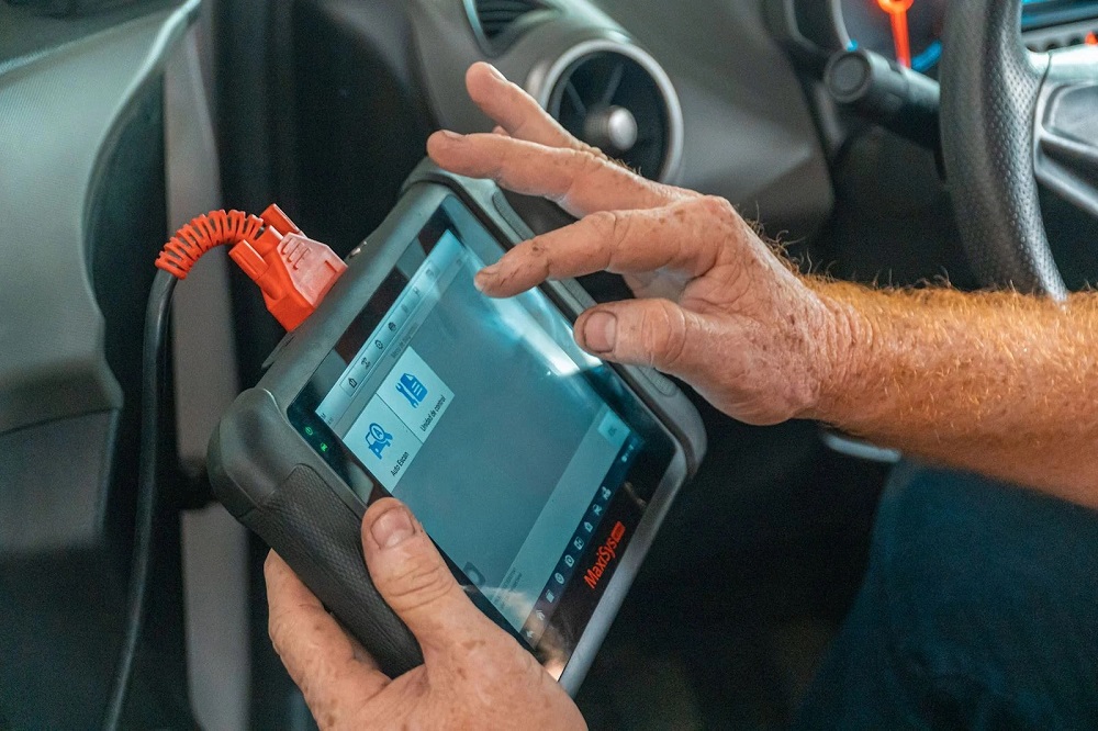 تستر ECU بهتر است یا دستگاه دیاگ